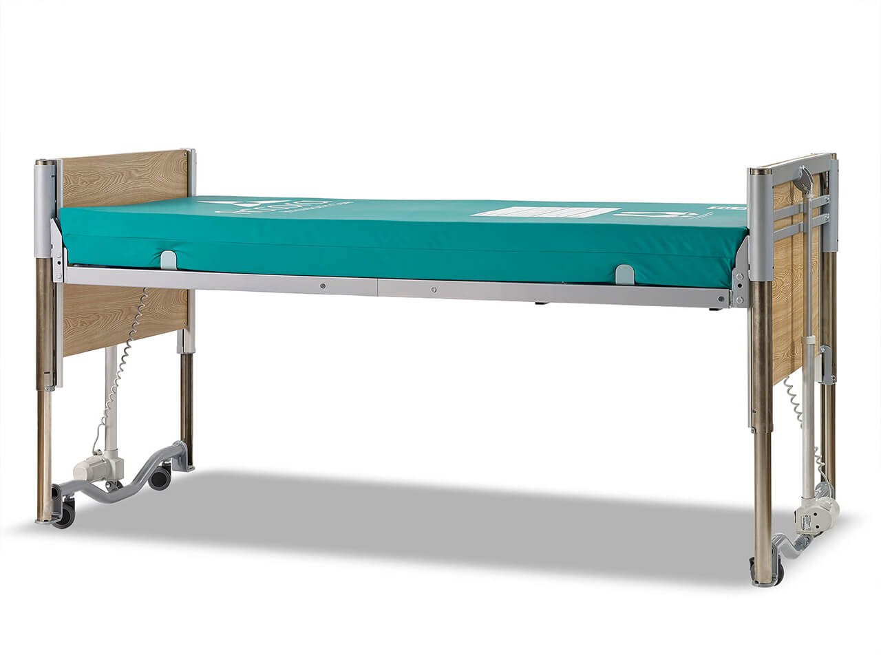 Accora floor line bed Whitecross